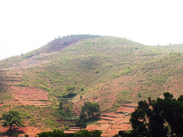 ボダマンジャリ村の山の写真
