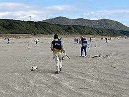 渥美半島「赤羽根西海岸」の清掃活動をおこないました