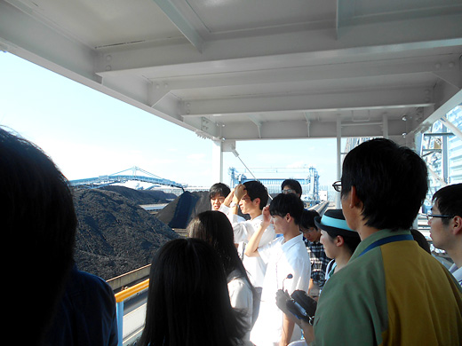碧南火力発電所(貯炭場)見学の様子