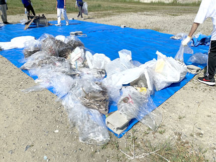 津市「岩田川付近と海岸清掃」のボランティア活動に参加しましたイメージ