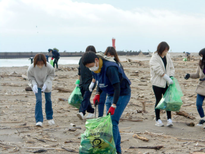 渥美半島・赤羽根地区（赤羽根西海岸）の清掃ボランティア活動を実施しましたイメージ