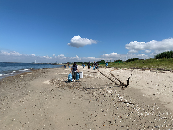 常滑市・鬼崎海岸の清掃活動をおこないました