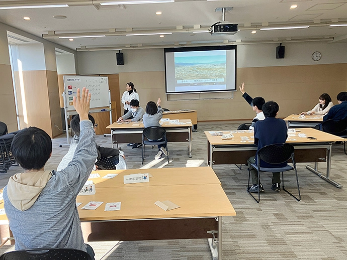 ゲーム実施後の振り返りの様子