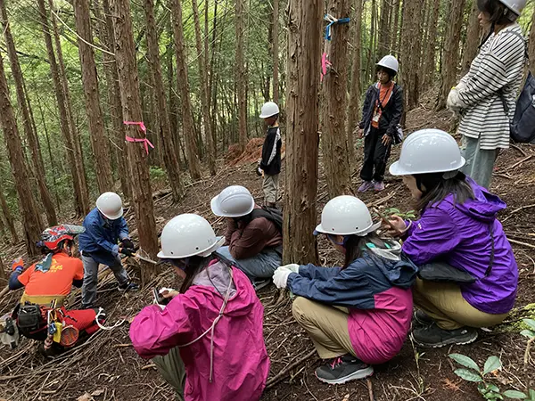 自然体験ツアーの様子2
