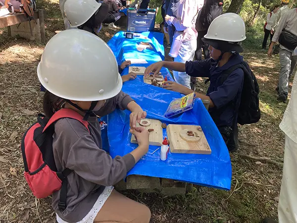 自然体験ツアーの様子1