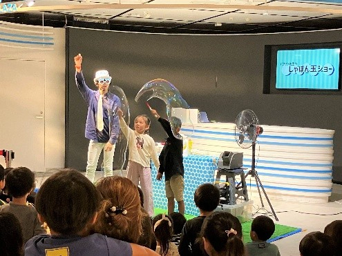 バブリン先生のしゃぼん玉ショー