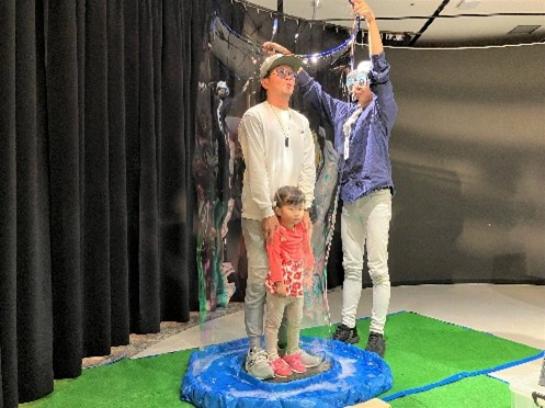 しゃぼん玉の中に入ろう！