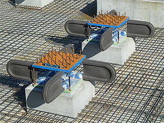 ガスタービン発電機建屋の免震構造　2012年11月21日