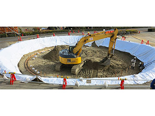 3号機フィルタベント設備設置工事の様子 2014年1月31日