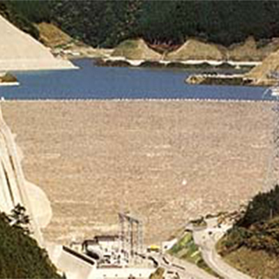 奥美濃水力発電所の画像