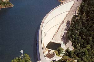 川浦（かおれ）ダムの写真