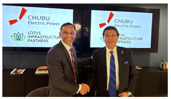 Picture of  Lotus Chairman and CEO Himanshu Saxena CHUBU Division CEO of Global Business Hiroki Sato