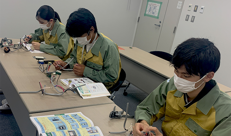 Group activities to learn to pass the exam for electrical engineering certification.