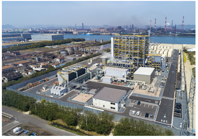 福山バイオマス発電所の全景の写真