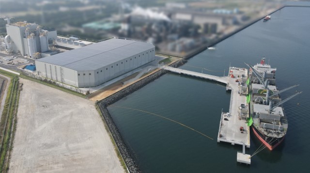 田原バイオマス発電所の全景写真