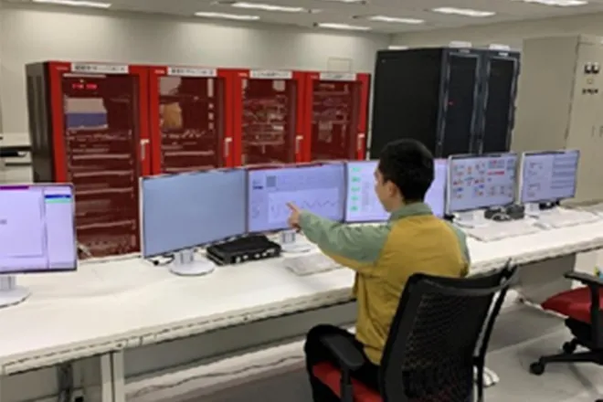 AIによるPV導入拡大系統に対応した新たな系統安定化システムの開発