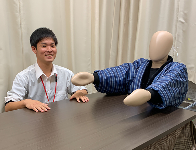 サーマルマネキンでこたつと半てんの省エネ効果を検証