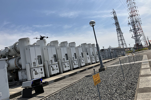 ドローンを活用した変電所の巡視技術