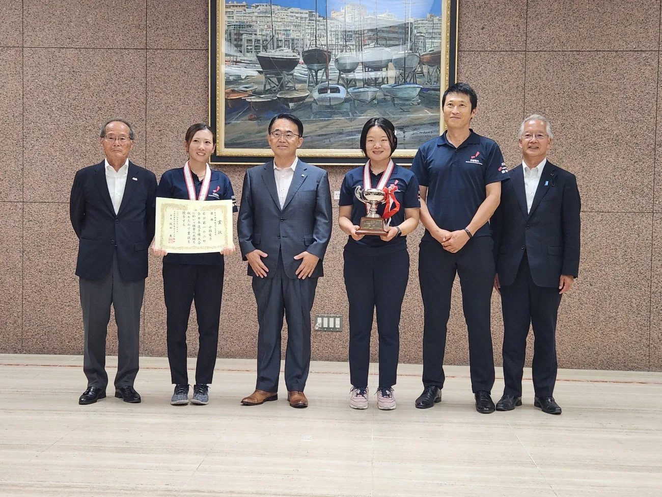 愛知県知事に全日本ローイング選手権3連覇を報告！のイメージ