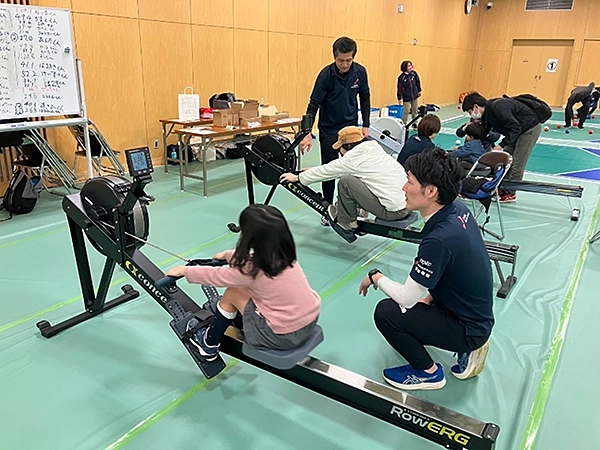 ローイングマシン体験の様子7