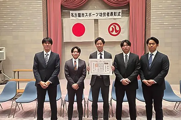 左から𠮷田、森、安藤、永冶、大下