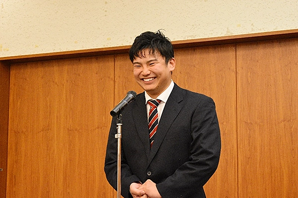 引退する亀沖選手